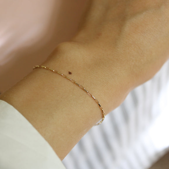 Louise Solid Gold Chain Bracelet